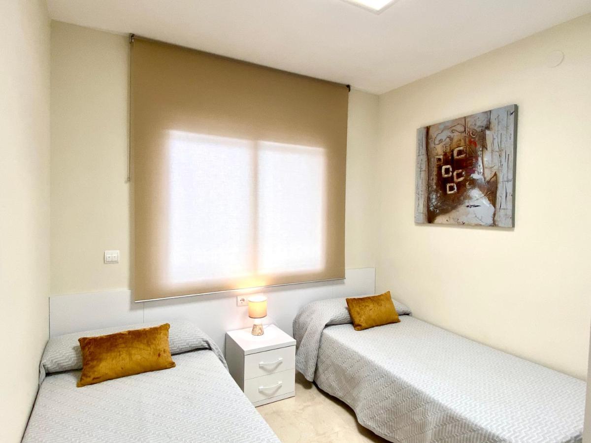 Apartamento Bonito Cerca De La Playa Кембрилс Екстериор снимка