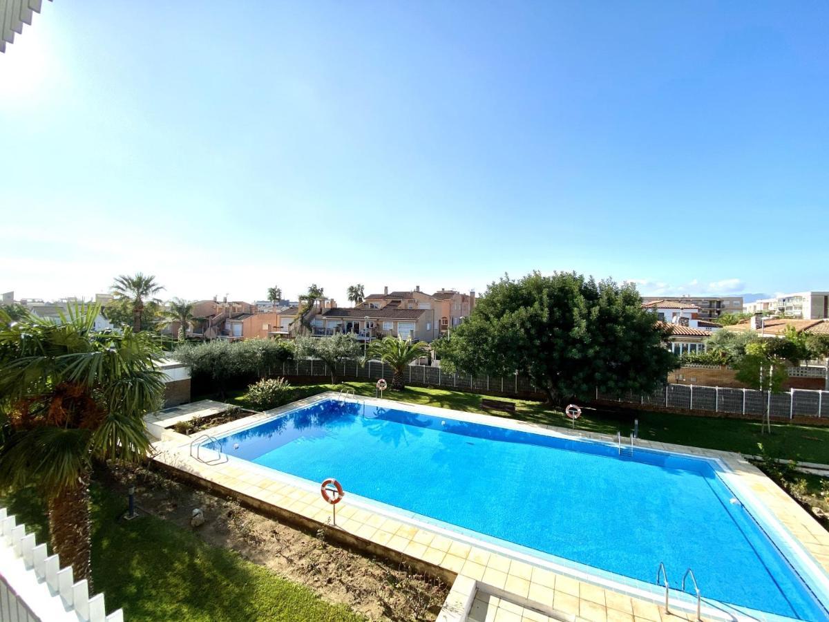 Apartamento Bonito Cerca De La Playa Кембрилс Екстериор снимка
